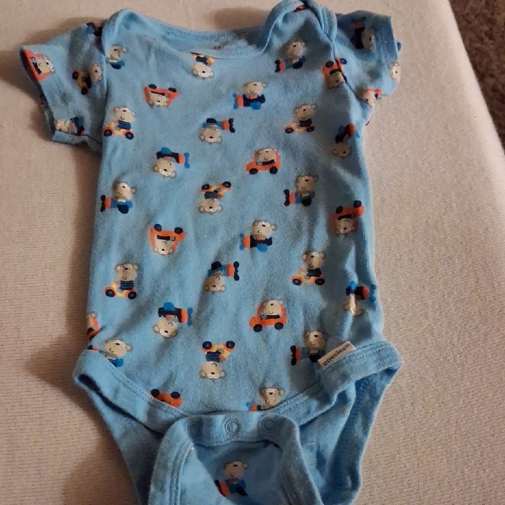 Charming Blue Bear Print Bodysuit for Kids